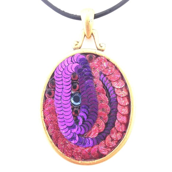 New Chico's Necklace Purple Pendant Gold Sequins Beads  Leather Cord 7C - Picture 3 of 5